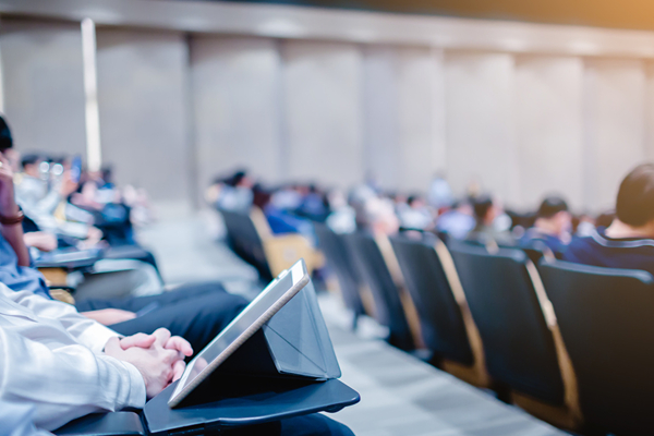 淘寶客服外包多少錢？